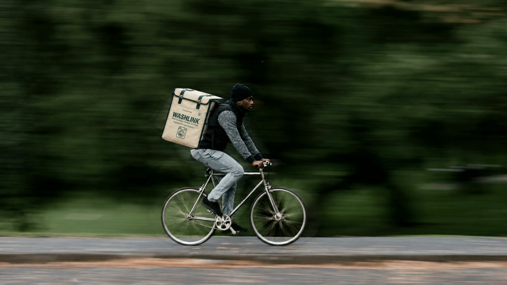 WashLink rider delivering fast